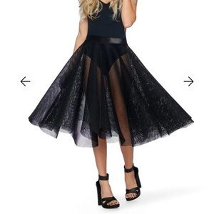 BNWT BLACKMILK CAUGHT MIDI SKIRT XL